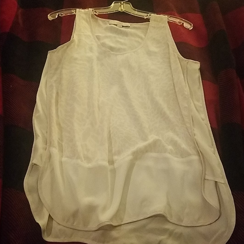 💙 2/$20 Cream and Tan Loft blouse